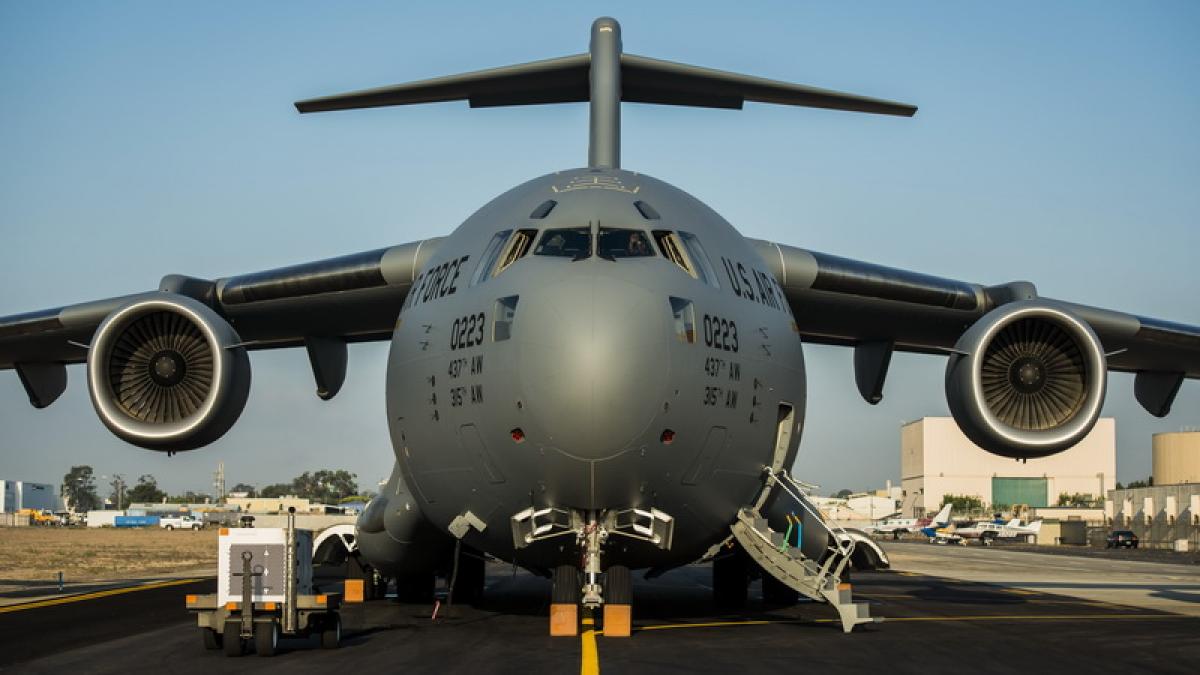 Obiect necunoscut detectat lângă Vilnius: Aeroportul a fost închis, iar avioanele de vânătoare NATO au decolat