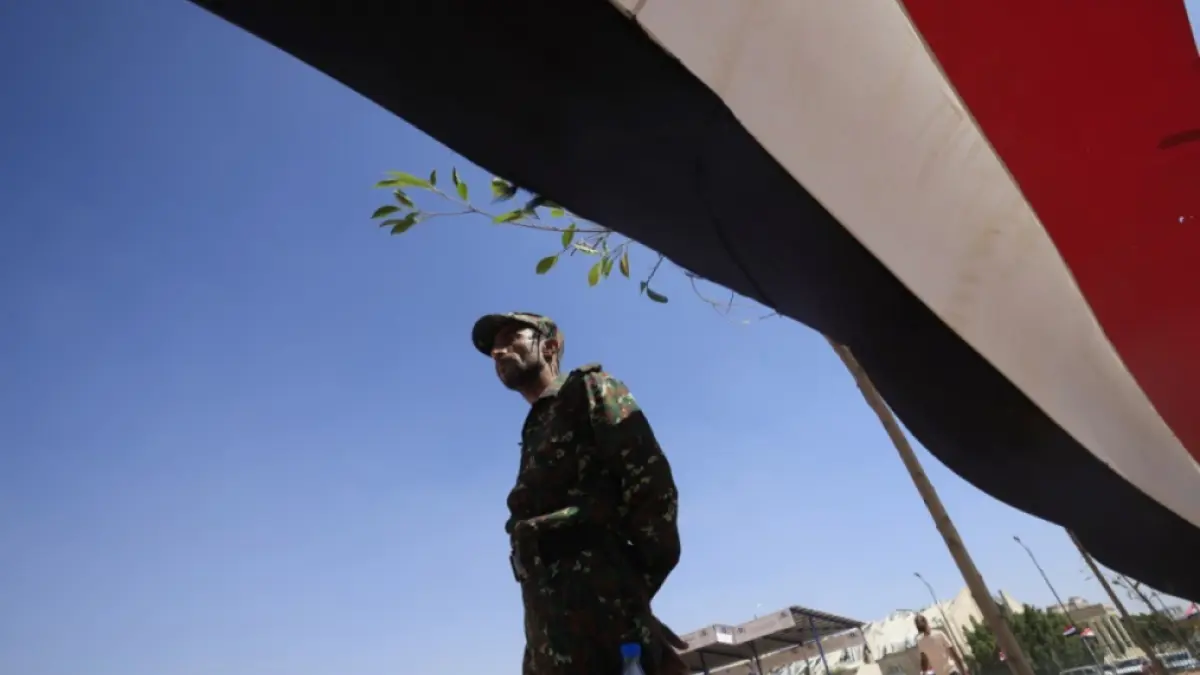 Guvernul Yemenului anunță un război total pentru recucerirea teritoriilor controlate de houthi