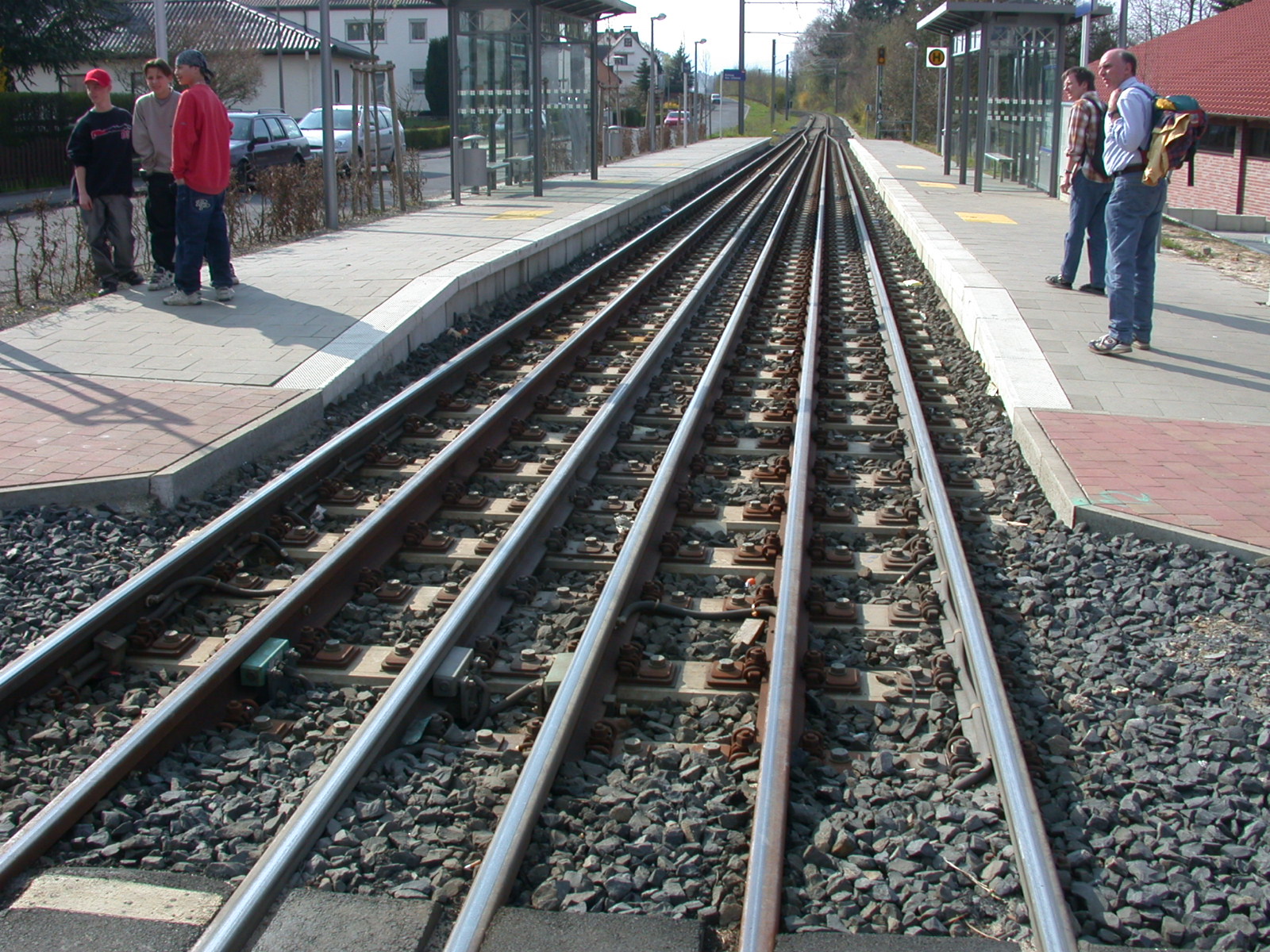 Criza logistică a Ucrainei: Infrastructura feroviară este paralizată de atacurile rusești asupra locomotivelor