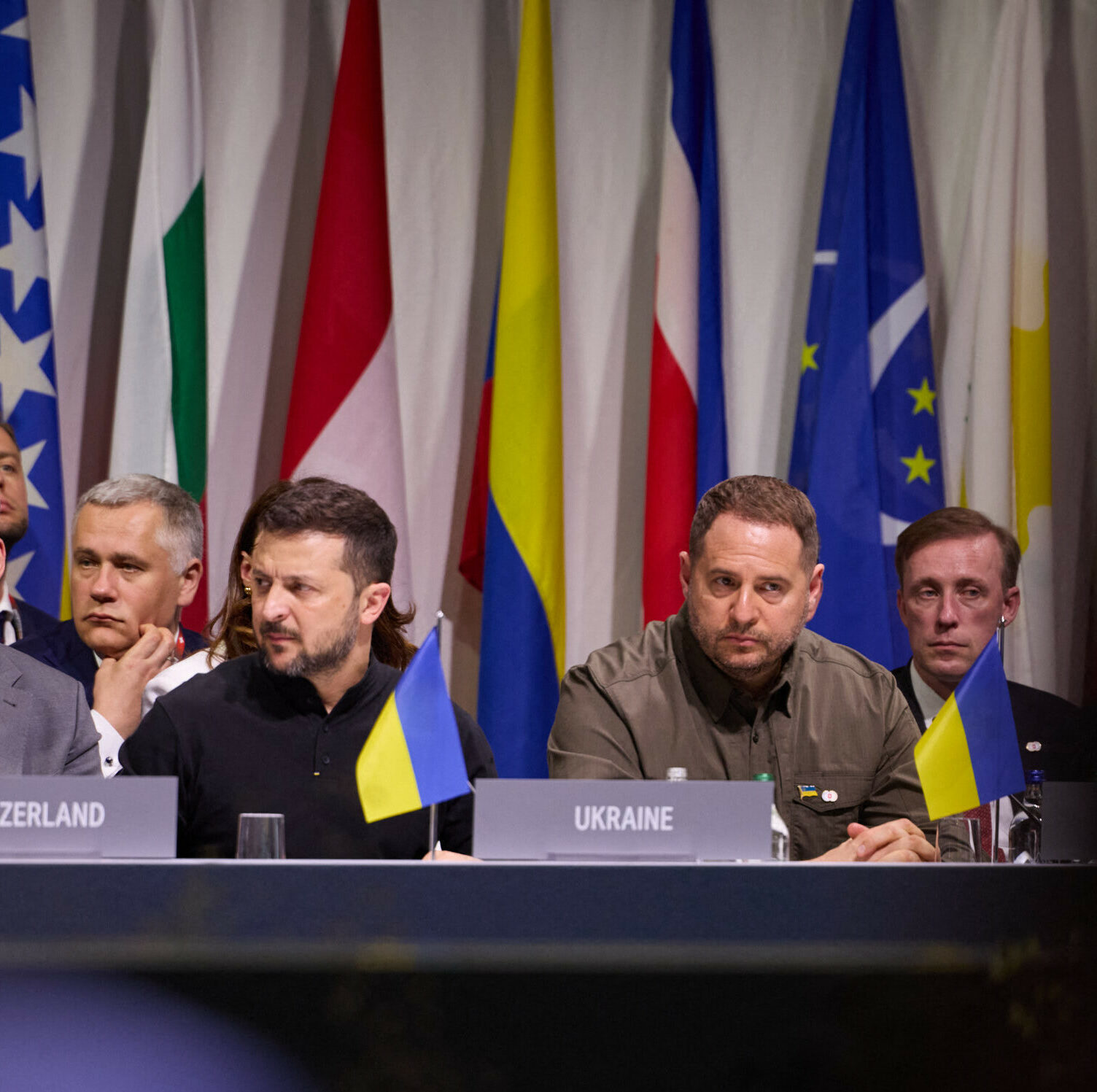 Andrii Yermak scapă de brățara electronică în urma unei decizii a Curții Anticorupție din Ucraina