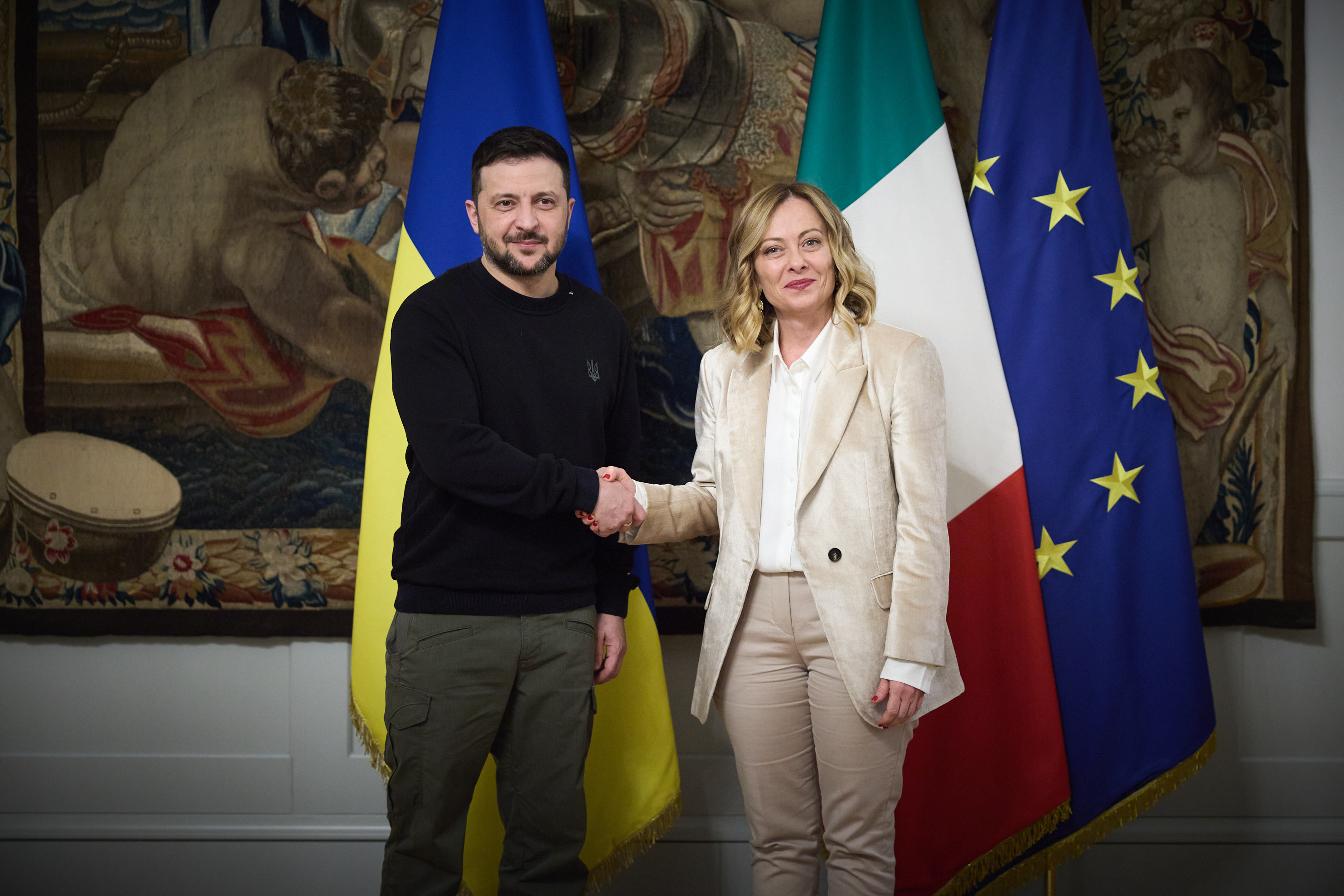 Ucraina pregătește noi contracte pentru sisteme de apărare aeriană și rachete interceptoare