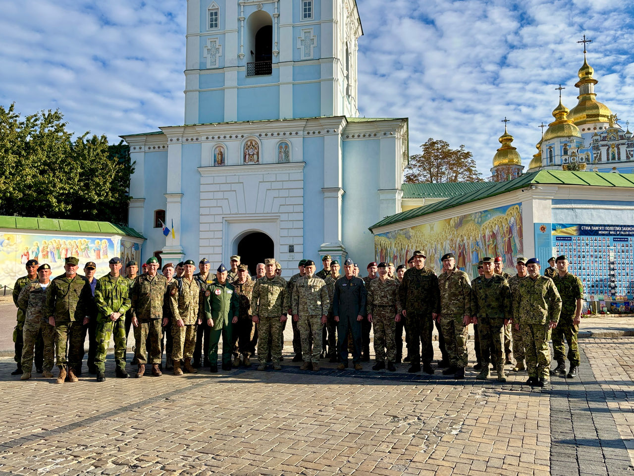 Comitetul Militar al NATO a vizitat Kiev pentru discuții strategice cu noul comandant al armatei ucrainene