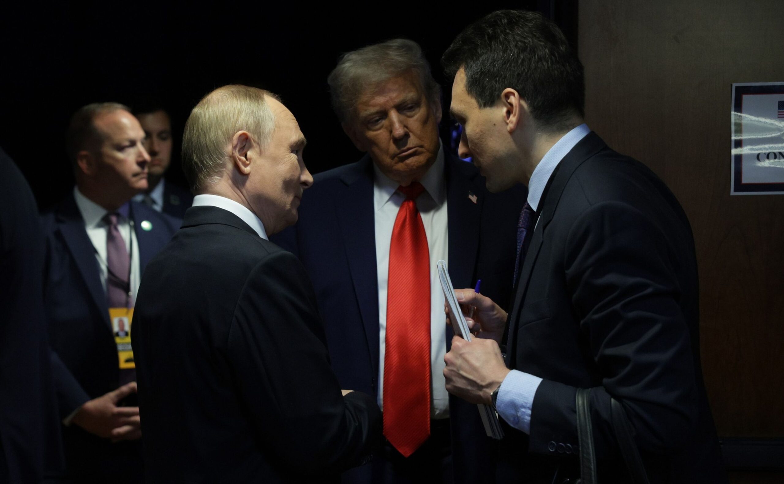 Tensiuni la Washington: Ucraina se simte trasă într-o capcană după decizia lui Trump privind motorina rusă