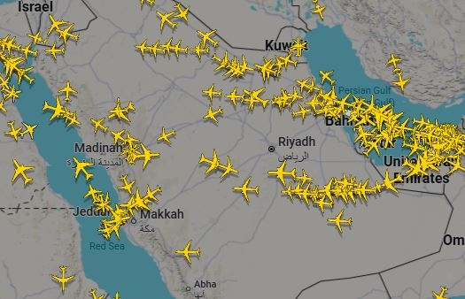 Atacuri cu rachete asupra aeroportului din Riad: 12 morți și suspendarea zborurilor în Arabia Saudită