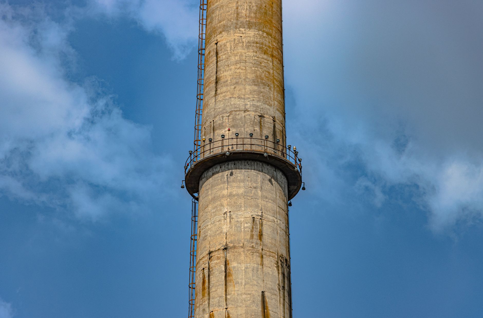 Rusia a atacat infrastructura energetică din Harkov imediat după anunțul lui Trump despre armistițiu