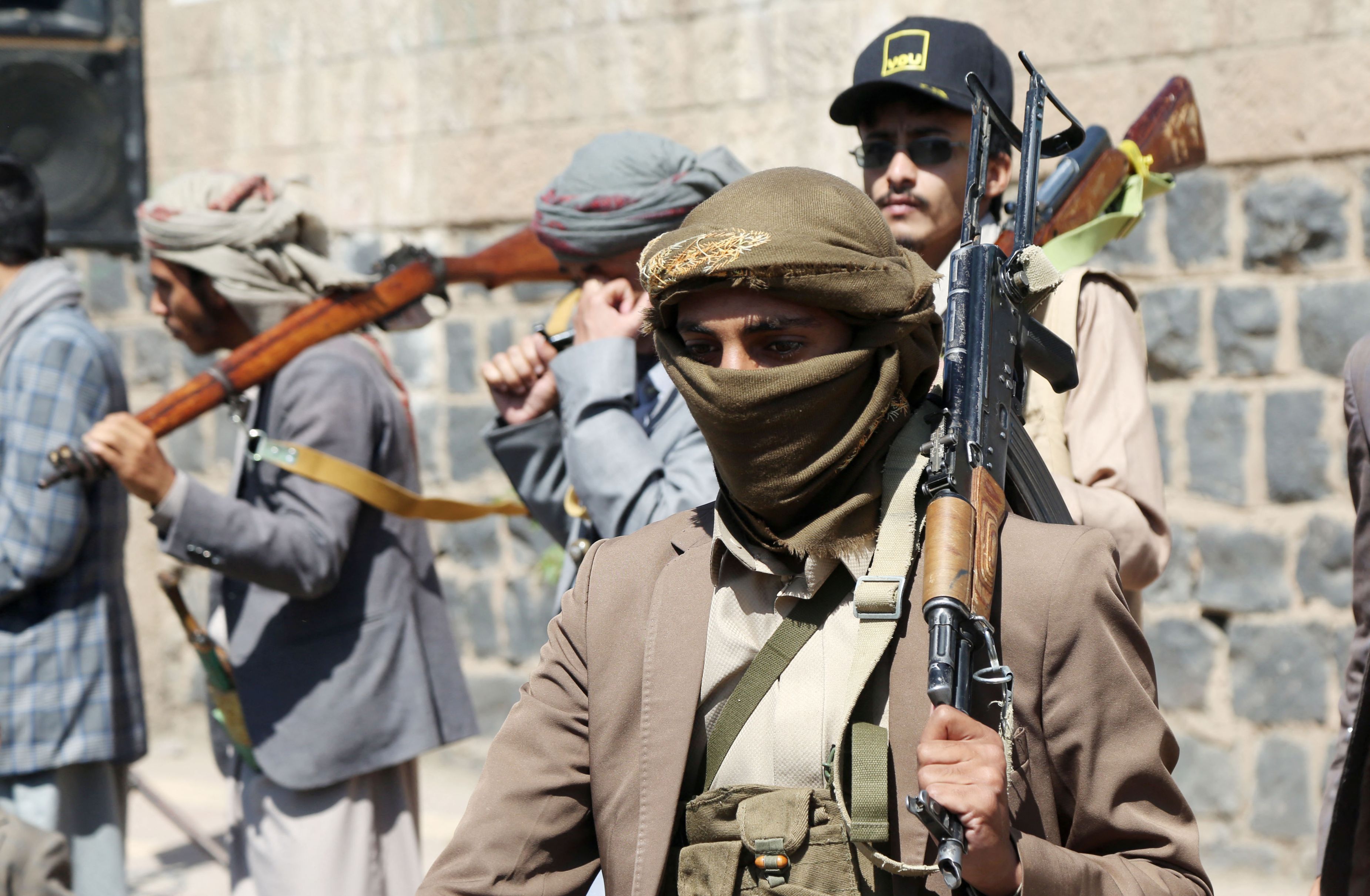 Evoluția rebelilor Houthi: de la mișcare insurgentă la o forță militară tehnologizată în Orientul Mijlociu